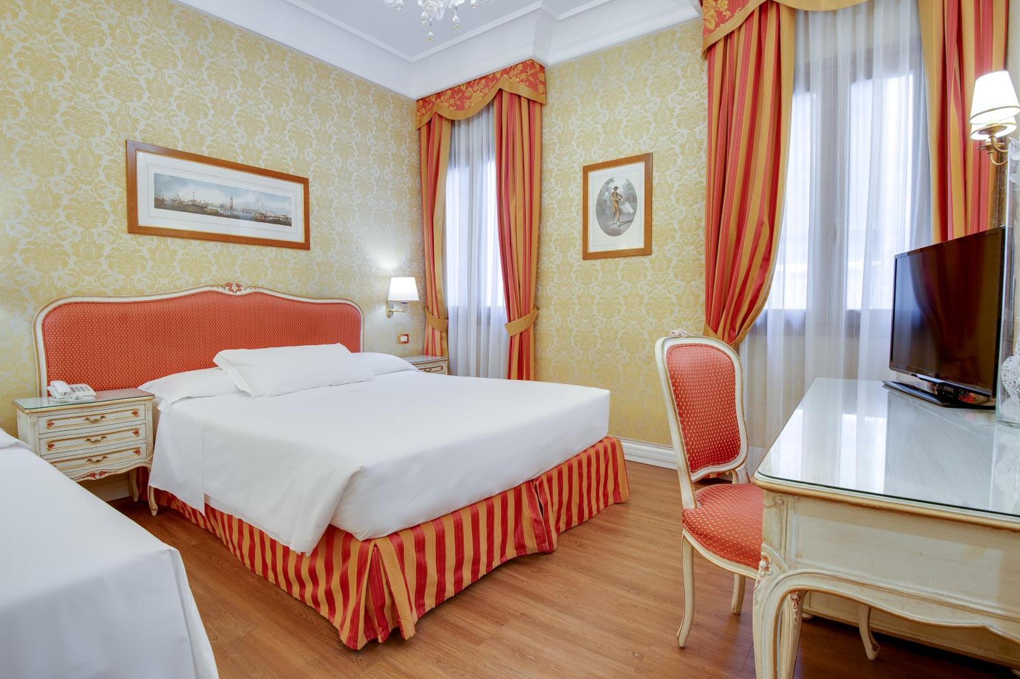 Hotel Antiche Figure Венеция Экстерьер фото